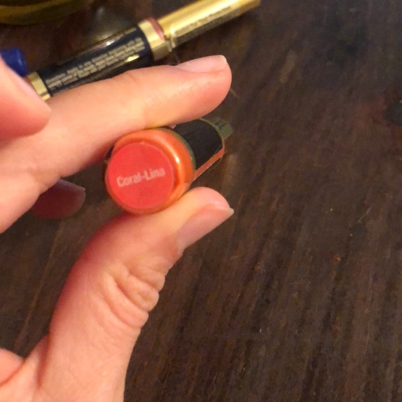Lipsense - Picture 3 of 8